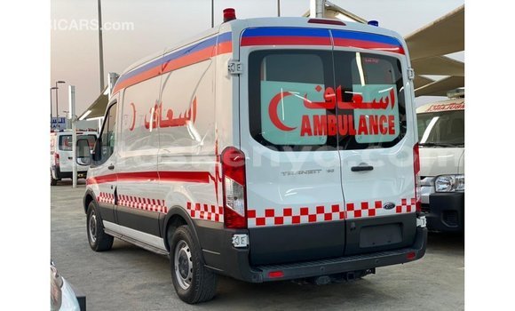 Buy Import Ford Club Wagon White Car in Import - Dubai in Central Kenya Buy Import Ford Club Wagon White Car in Import - Dubai in Central Kenya