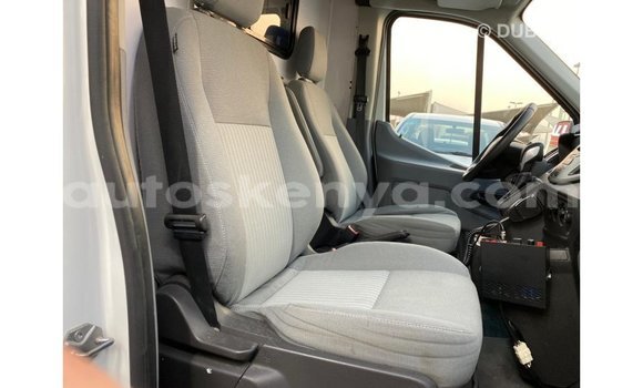 Buy Import Ford Club Wagon White Car in Import - Dubai in Central Kenya Buy Import Ford Club Wagon White Car in Import - Dubai in Central Kenya