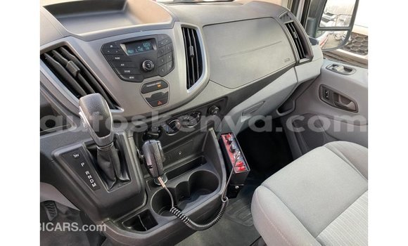 Buy Import Ford Club Wagon White Car in Import - Dubai in Central Kenya Buy Import Ford Club Wagon White Car in Import - Dubai in Central Kenya
