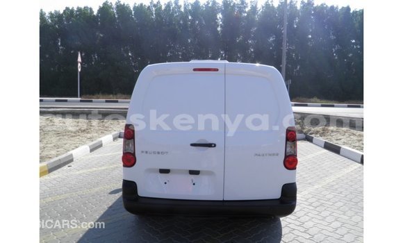 Nunua Imported Peugeot Partner Nyeupe Gari ndani ya Import - Dubai nchini Kati Kenya Nunua Imported Peugeot Partner Nyeupe Gari ndani ya Import - Dubai nchini Kati Kenya