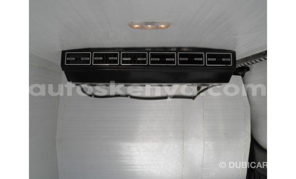 Nunua Imported Peugeot Partner Nyeupe Gari ndani ya Import - Dubai nchini Kati Kenya Nunua Imported Peugeot Partner Nyeupe Gari ndani ya Import - Dubai nchini Kati Kenya