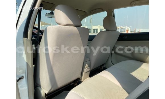 Imported Mitsubishi Lancer White Makiinaa iti Import - Dubai keessatti Central Kenya keessatti Imported Mitsubishi Lancer White Makiinaa iti Import - Dubai keessatti Central Kenya keessatti