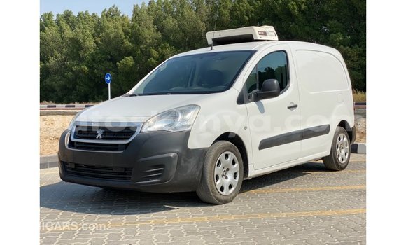 Imported Peugeot Partner White Makiinaa iti Import - Dubai keessatti Central Kenya keessatti Imported Peugeot Partner White Makiinaa iti Import - Dubai keessatti Central Kenya keessatti