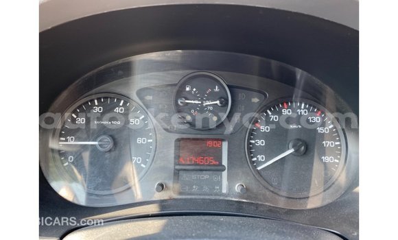 Imported Peugeot Partner White Makiinaa iti Import - Dubai keessatti Central Kenya keessatti Imported Peugeot Partner White Makiinaa iti Import - Dubai keessatti Central Kenya keessatti