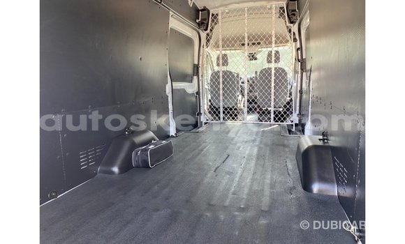 Buy Import Ford Club Wagon White Car in Import - Dubai in Central Kenya Buy Import Ford Club Wagon White Car in Import - Dubai in Central Kenya