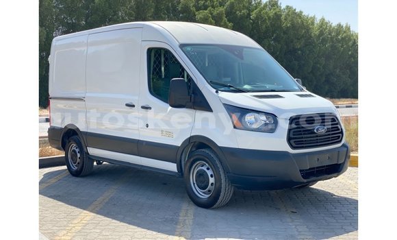 Buy Import Ford Club Wagon White Car in Import - Dubai in Central Kenya Buy Import Ford Club Wagon White Car in Import - Dubai in Central Kenya