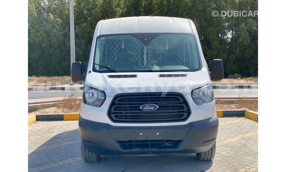Buy Import Ford Club Wagon White Car in Import - Dubai in Central Kenya Buy Import Ford Club Wagon White Car in Import - Dubai in Central Kenya