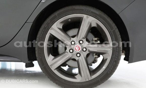 Nunua Imported Jaguar XF Nyeusi Gari ndani ya Import - Dubai nchini Kati Kenya Nunua Imported Jaguar XF Nyeusi Gari ndani ya Import - Dubai nchini Kati Kenya