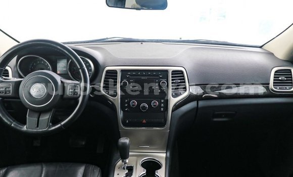 Buy Import Jeep Grand Cherokee Black Car in Import - Dubai in Central Kenya Buy Import Jeep Grand Cherokee Black Car in Import - Dubai in Central Kenya