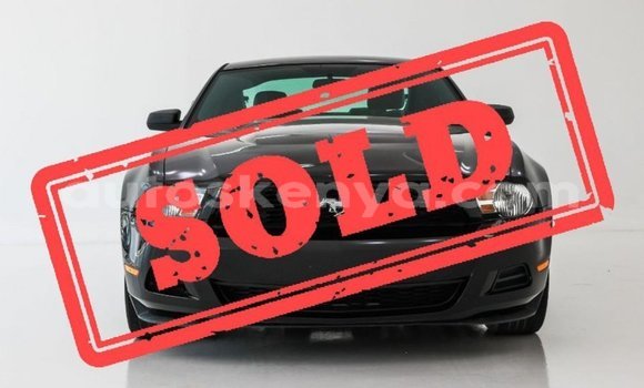 Imported Ford Mustang Black Makiinaa iti Import - Dubai keessatti Central Kenya keessatti Imported Ford Mustang Black Makiinaa iti Import - Dubai keessatti Central Kenya keessatti