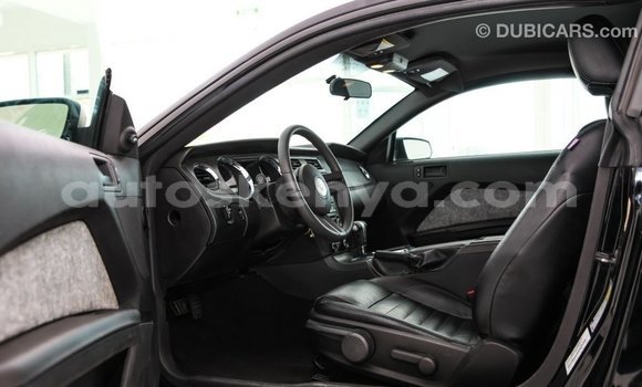 Imported Ford Mustang Black Makiinaa iti Import - Dubai keessatti Central Kenya keessatti Imported Ford Mustang Black Makiinaa iti Import - Dubai keessatti Central Kenya keessatti