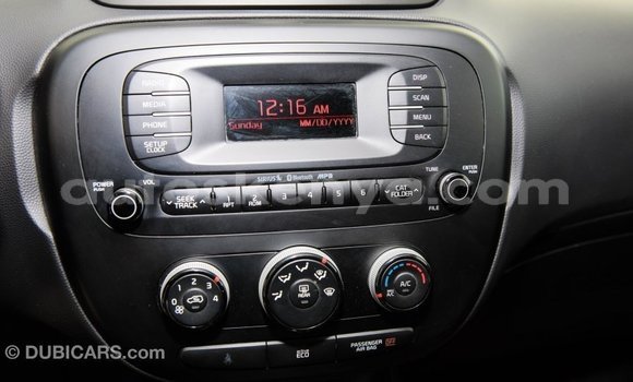 Nunua Imported Kia Soul Nyeupe Gari ndani ya Import - Dubai nchini Kati Kenya Nunua Imported Kia Soul Nyeupe Gari ndani ya Import - Dubai nchini Kati Kenya