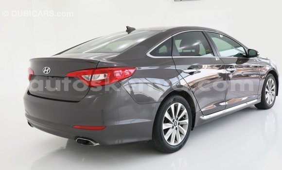 Imported Hyundai Sonata Brown Makiinaa iti Import - Dubai keessatti Central Kenya keessatti Imported Hyundai Sonata Brown Makiinaa iti Import - Dubai keessatti Central Kenya keessatti