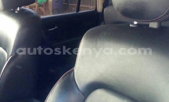 Nunua Ilio tumika Nissan Patrol Fedha Gari ndani ya Nairobi nchini Nairobi Nunua Ilio tumika Nissan Patrol Fedha Gari ndani ya Nairobi nchini Nairobi