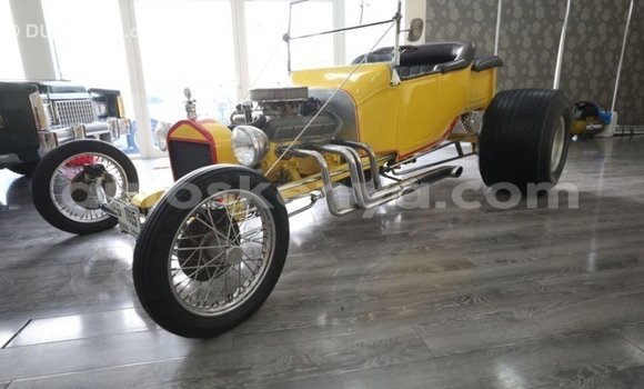 Imported Ford Club Wagon Other Makiinaa iti Import - Dubai keessatti Central Kenya keessatti Imported Ford Club Wagon Other Makiinaa iti Import - Dubai keessatti Central Kenya keessatti