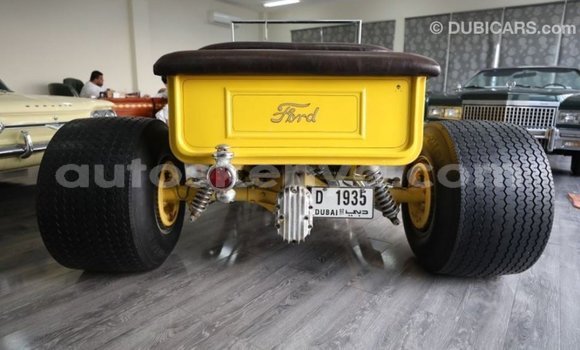 Imported Ford Club Wagon Other Makiinaa iti Import - Dubai keessatti Central Kenya keessatti Imported Ford Club Wagon Other Makiinaa iti Import - Dubai keessatti Central Kenya keessatti