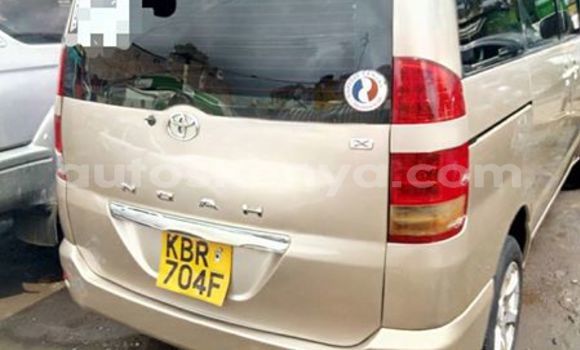 Nunua Ilio tumika Toyota Noah Beige Gari ndani ya Nairobi nchini Nairobi Nunua Ilio tumika Toyota Noah Beige Gari ndani ya Nairobi nchini Nairobi