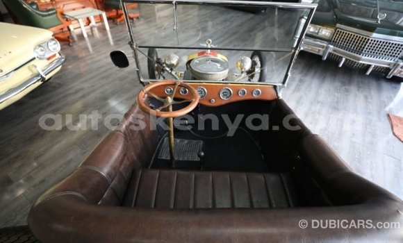 Imported Ford Club Wagon Other Makiinaa iti Import - Dubai keessatti Central Kenya keessatti Imported Ford Club Wagon Other Makiinaa iti Import - Dubai keessatti Central Kenya keessatti