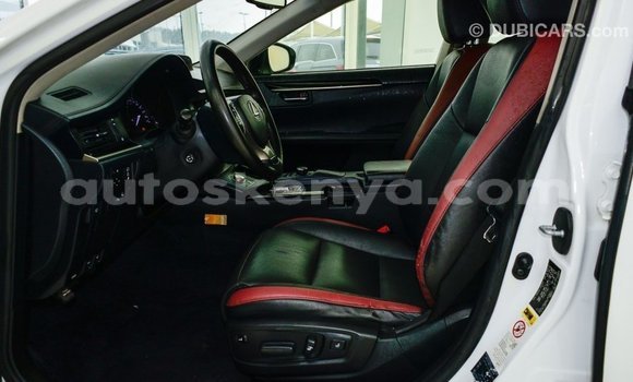 Nunua Imported Lexus ES Nyeupe Gari ndani ya Import - Dubai nchini Kati Kenya Nunua Imported Lexus ES Nyeupe Gari ndani ya Import - Dubai nchini Kati Kenya