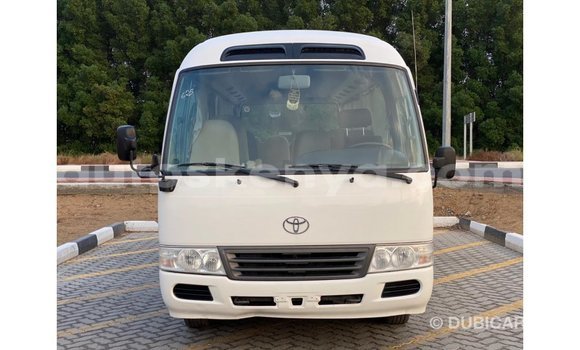 Imported Toyota Coaster White Makiinaa iti Import - Dubai keessatti Central Kenya keessatti Imported Toyota Coaster White Makiinaa iti Import - Dubai keessatti Central Kenya keessatti