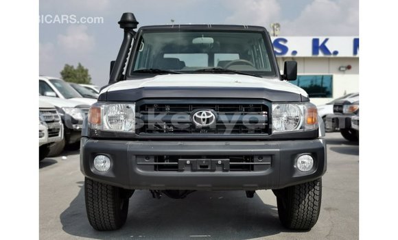 Buy Import Toyota Land Cruiser Other Car in Import - Dubai in Central Kenya Buy Import Toyota Land Cruiser Other Car in Import - Dubai in Central Kenya