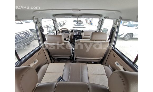 Buy Import Toyota Land Cruiser Other Car in Import - Dubai in Central Kenya Buy Import Toyota Land Cruiser Other Car in Import - Dubai in Central Kenya