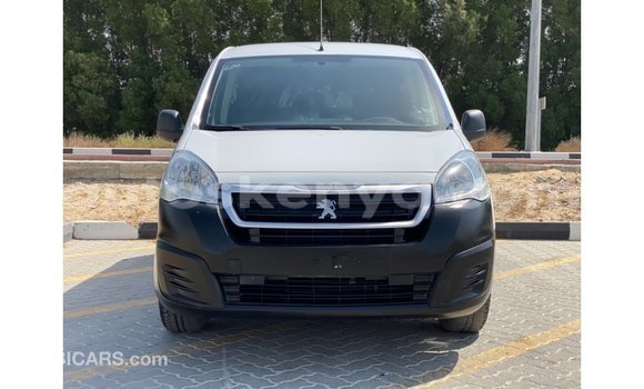 Buy Import Peugeot 604 White Car in Import - Dubai in Central Kenya Buy Import Peugeot 604 White Car in Import - Dubai in Central Kenya