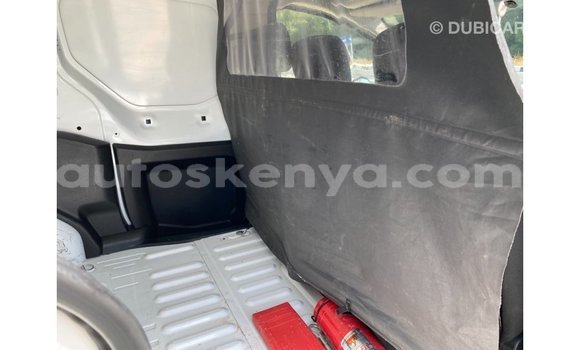 Buy Import Peugeot 604 White Car in Import - Dubai in Central Kenya Buy Import Peugeot 604 White Car in Import - Dubai in Central Kenya