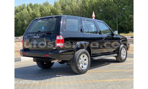 Nunua Imported Nissan Pathfinder Nyeusi Gari ndani ya Import - Dubai nchini Kati Kenya Nunua Imported Nissan Pathfinder Nyeusi Gari ndani ya Import - Dubai nchini Kati Kenya