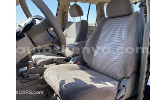 Nunua Imported Nissan Pathfinder Nyeusi Gari ndani ya Import - Dubai nchini Kati Kenya Nunua Imported Nissan Pathfinder Nyeusi Gari ndani ya Import - Dubai nchini Kati Kenya