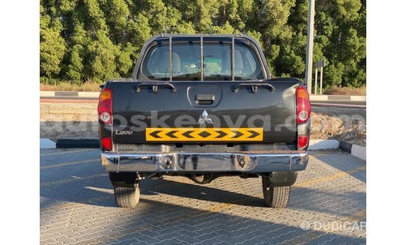 Imported Mitsubishi L200 Black Makiinaa iti Import - Dubai keessatti Central Kenya keessatti Imported Mitsubishi L200 Black Makiinaa iti Import - Dubai keessatti Central Kenya keessatti