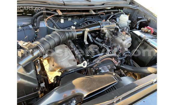 Imported Mitsubishi L200 Black Makiinaa iti Import - Dubai keessatti Central Kenya keessatti Imported Mitsubishi L200 Black Makiinaa iti Import - Dubai keessatti Central Kenya keessatti