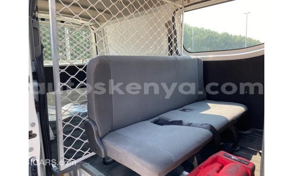 Buy Import Nissan Urvan White Car in Import - Dubai in Central Kenya Buy Import Nissan Urvan White Car in Import - Dubai in Central Kenya