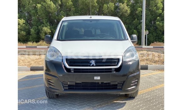 Imported Peugeot Partner White Makiinaa iti Import - Dubai keessatti Central Kenya keessatti Imported Peugeot Partner White Makiinaa iti Import - Dubai keessatti Central Kenya keessatti