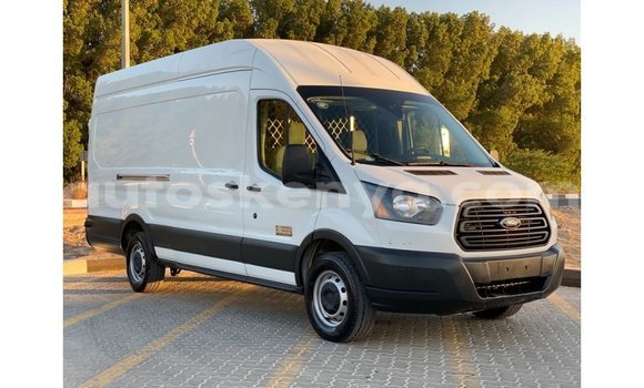 Buy Import Ford Club Wagon White Car in Import - Dubai in Central Kenya Buy Import Ford Club Wagon White Car in Import - Dubai in Central Kenya