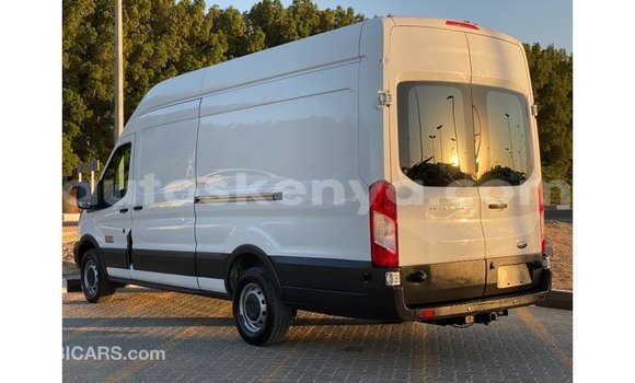 Buy Import Ford Club Wagon White Car in Import - Dubai in Central Kenya Buy Import Ford Club Wagon White Car in Import - Dubai in Central Kenya