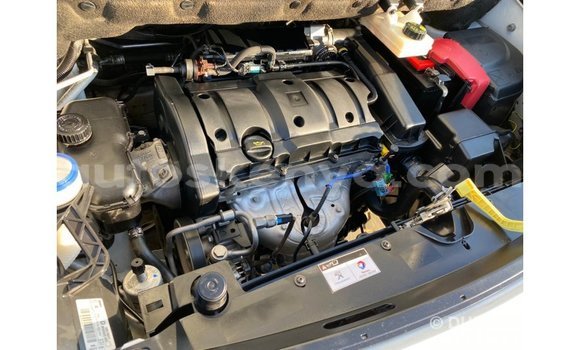 Nunua Imported Peugeot Partner Nyeupe Gari ndani ya Import - Dubai nchini Kati Kenya Nunua Imported Peugeot Partner Nyeupe Gari ndani ya Import - Dubai nchini Kati Kenya