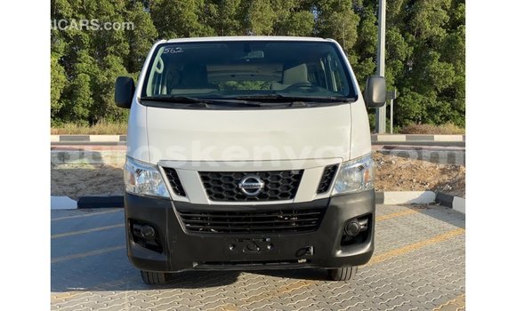 Imported Nissan Urvan White Makiinaa iti Import - Dubai keessatti Central Kenya keessatti Imported Nissan Urvan White Makiinaa iti Import - Dubai keessatti Central Kenya keessatti