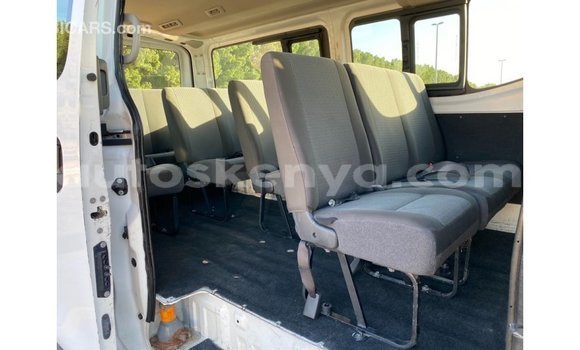 Imported Nissan Urvan White Makiinaa iti Import - Dubai keessatti Central Kenya keessatti Imported Nissan Urvan White Makiinaa iti Import - Dubai keessatti Central Kenya keessatti