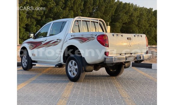 Nunua Imported Mitsubishi L200 Nyeupe Gari ndani ya Import - Dubai nchini Kati Kenya Nunua Imported Mitsubishi L200 Nyeupe Gari ndani ya Import - Dubai nchini Kati Kenya