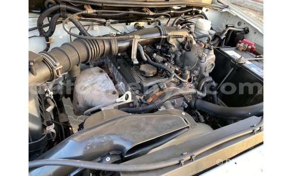 Nunua Imported Mitsubishi L200 Nyeupe Gari ndani ya Import - Dubai nchini Kati Kenya Nunua Imported Mitsubishi L200 Nyeupe Gari ndani ya Import - Dubai nchini Kati Kenya