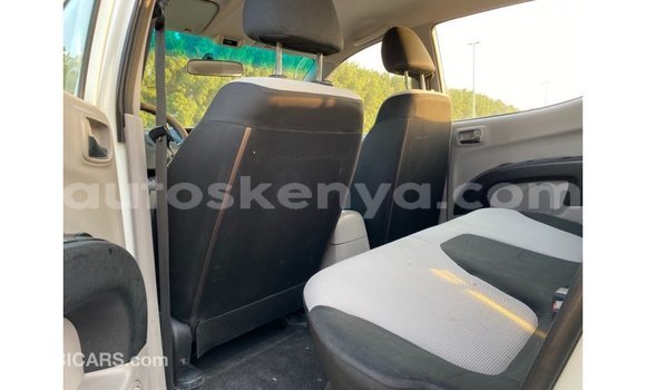 Nunua Imported Mitsubishi L200 Nyeupe Gari ndani ya Import - Dubai nchini Kati Kenya Nunua Imported Mitsubishi L200 Nyeupe Gari ndani ya Import - Dubai nchini Kati Kenya