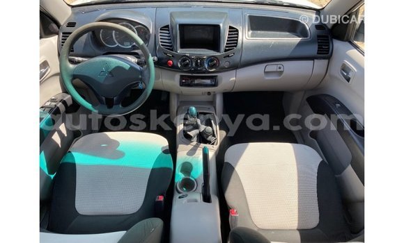 Buy Import Mitsubishi L200 White Car in Import - Dubai in Central Kenya Buy Import Mitsubishi L200 White Car in Import - Dubai in Central Kenya