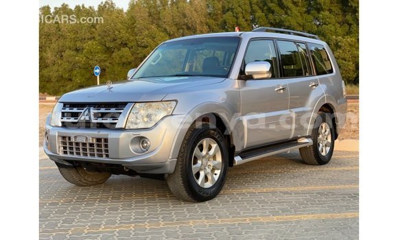 Nunua Imported Mitsubishi Pajero Nyingine Gari ndani ya Import - Dubai nchini Kati Kenya Nunua Imported Mitsubishi Pajero Nyingine Gari ndani ya Import - Dubai nchini Kati Kenya