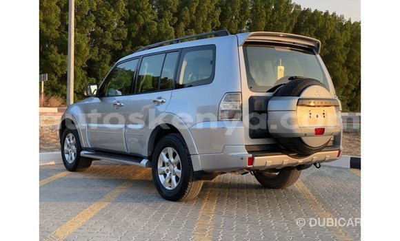 Nunua Imported Mitsubishi Pajero Nyingine Gari ndani ya Import - Dubai nchini Kati Kenya Nunua Imported Mitsubishi Pajero Nyingine Gari ndani ya Import - Dubai nchini Kati Kenya