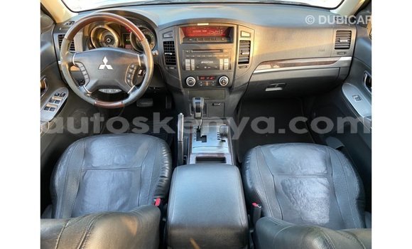 Nunua Imported Mitsubishi Pajero Nyingine Gari ndani ya Import - Dubai nchini Kati Kenya Nunua Imported Mitsubishi Pajero Nyingine Gari ndani ya Import - Dubai nchini Kati Kenya