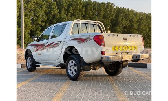 Nunua Imported Mitsubishi L200 Nyeupe Gari ndani ya Import - Dubai nchini Kati Kenya Nunua Imported Mitsubishi L200 Nyeupe Gari ndani ya Import - Dubai nchini Kati Kenya