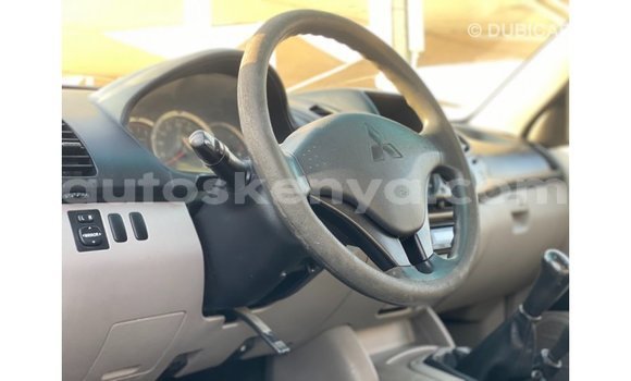 Nunua Imported Mitsubishi L200 Nyeupe Gari ndani ya Import - Dubai nchini Kati Kenya Nunua Imported Mitsubishi L200 Nyeupe Gari ndani ya Import - Dubai nchini Kati Kenya
