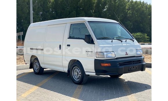 Nunua Imported Mitsubishi L300 Nyeupe Gari ndani ya Import - Dubai nchini Kati Kenya Nunua Imported Mitsubishi L300 Nyeupe Gari ndani ya Import - Dubai nchini Kati Kenya