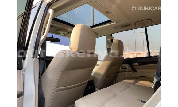 Buy Import Mitsubishi Pajero White Car in Import - Dubai in Central Kenya Buy Import Mitsubishi Pajero White Car in Import - Dubai in Central Kenya